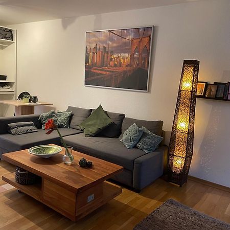Modernes Appartement Im Gruenen - Stilvoll Und Komfortabel Cologne Luaran gambar